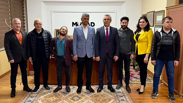 Dünya Görmeyenler Derneği'nden MÜSİAD Konya'ya ziyaret