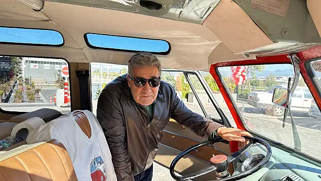 Dünyada az, Türkiye'de tek! Trafikte herkes ona bakıyor