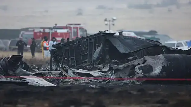 Düşen kargo uçağının enkazında 18 şehidimizin naaşına ulaşıldı