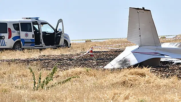 Eğitim uçağı düştü: Pilot yaşamını yitirdi!
