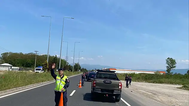 Ekipler göz açtırmadı: 178 araç trafikten menedildi