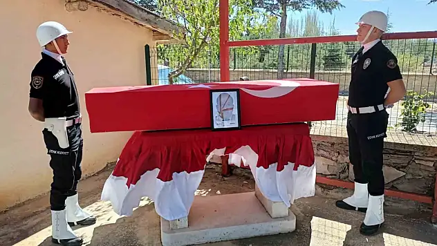 Emekli Emniyet Müdürü son yolculuğuna uğurlandı