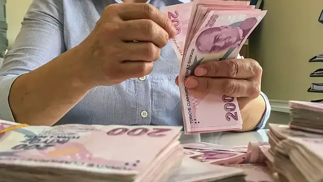 Emeklilikte yaş sınırı değişiyor mu? Uzman isimden kritik açıklama…