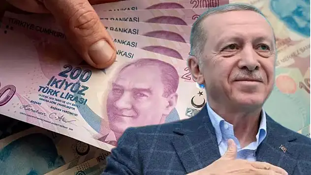 Emekliye çifte müjde: Maaşlar öne çekildi, ikramiye tutarı netleşti