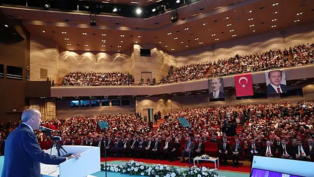 Erdoğan 'Körpe dimağların iğdiş edilmesine izin vermeyeceğiz'