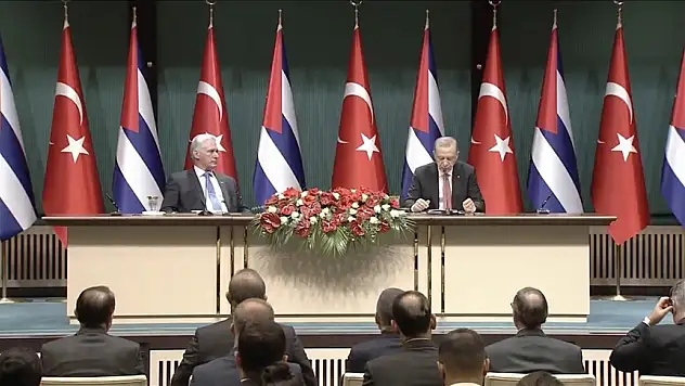 Erdoğan: Küba ile dayanışmamızı artırmayı önemsiyorum