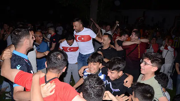 Ereğli'de Milli maç coşkusu