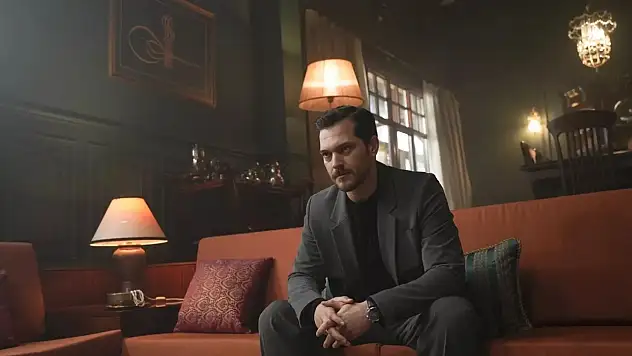 Eşref Rüya son bölüm tek parça izle! Kanal D dizi ekranıyla Eşref Rüya 11. bölüm kesintisiz izle