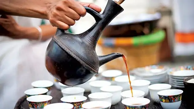 Etiyopya'nın kalbinde bir ritüel: Geleneksel kahve töreninin büyüsü