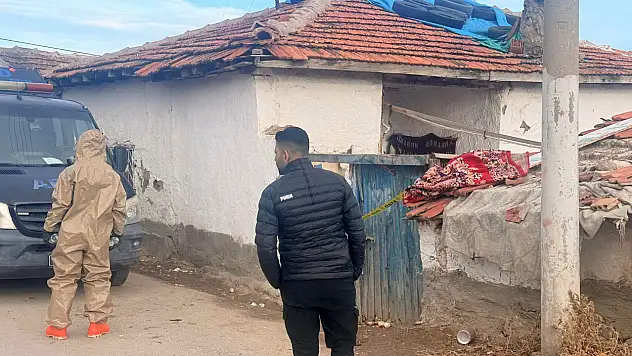 Evde boya yapımı kabusa döndü: 1'i bebek 3 ağır yaralı