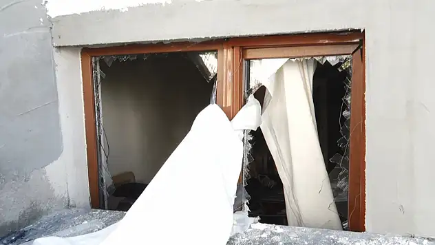 Evde korkutan doğalgaz patlaması: 1 yaralı