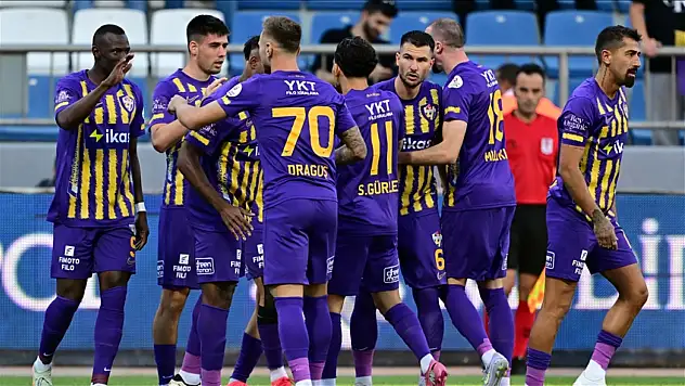 Eyüpspor Süper Lig'de ilk galibiyetini aldı!