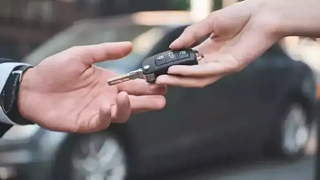 Faizsiz deniyor ama gerçek şok ediyor! Katılım firmalarından araç almak mantıklı mı?