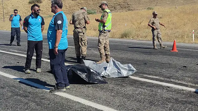 Feci kaza: 2 ölü, 4 yaralı