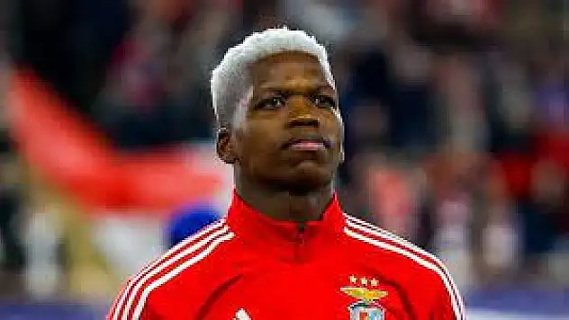 Fenerbahçe, Benfica'nın orta sahasını gündemine aldı!