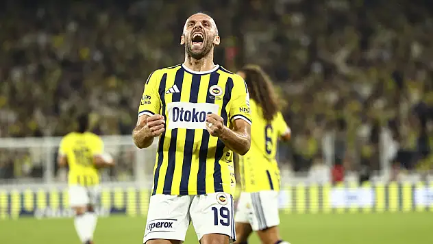 Fenerbahçe'de 4 futbolcu ilk kez derbi heyecanı yaşayacak