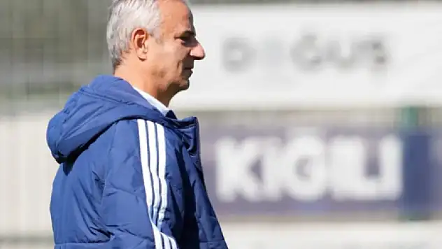 Fenerbahçe'de derbi öncesi savunma planı değişiyor!