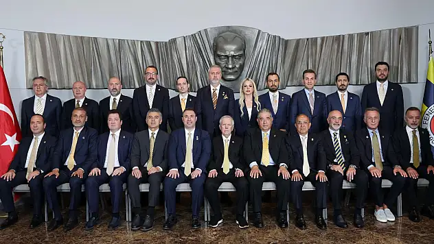 Fenerbahçe'de görev dağılımı netleşti