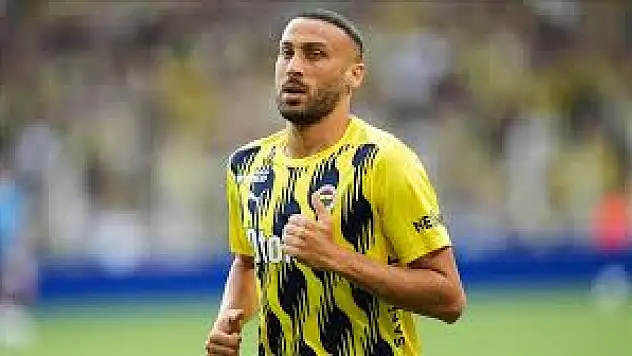 Fenerbahçe defteri kapanıyor mu? Cenk Tosun'a Süper Lig'den yoğun ilgi!