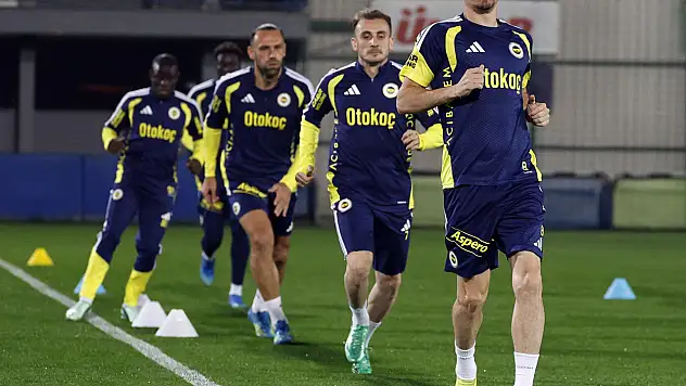 Fenerbahçe derbi mesaisini tamamladı