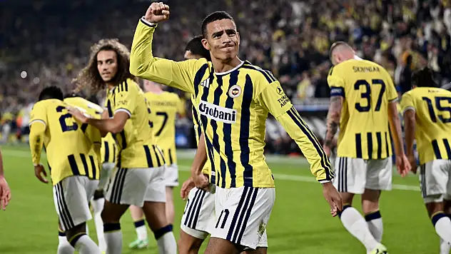 Fenerbahçe derbide seriyi sürdürmek istiyor
