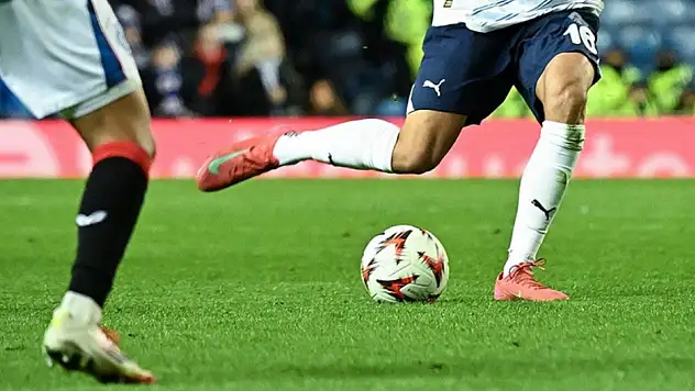 Fenerbahçe, Dinamo Zagreb'e konuk oluyor!