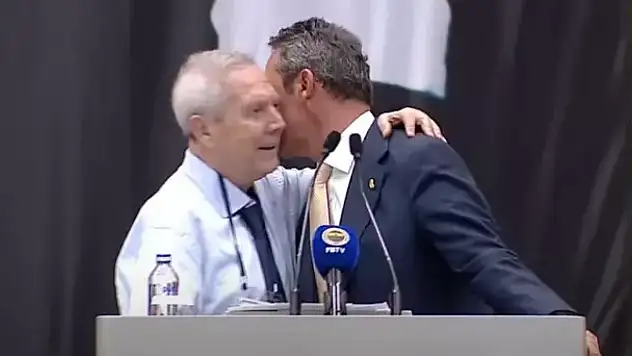 Fenerbahçe Divan Kurulu'nda tansiyon yükseldi: Yıldırım'dan Koç'a sert çıkış, ortalık karıştı!