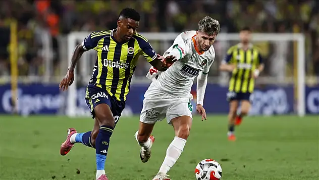 Fenerbahçe evinde iki puan bıraktı