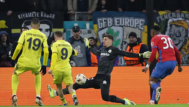 Fenerbahçe öne geçti, galibiyeti koruyamadı