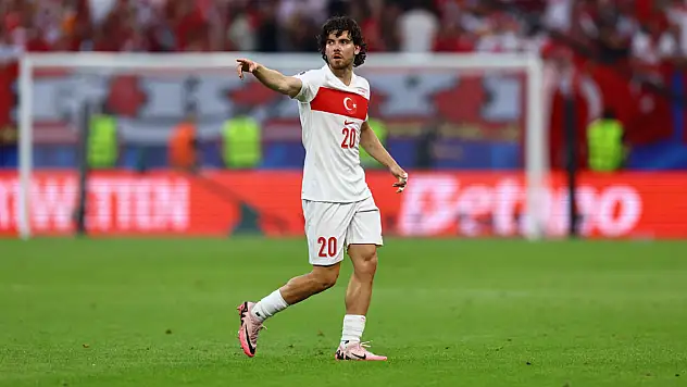 Ferdi Kadıoğlu Ameliyat Oldu