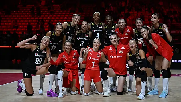 Filenin Sultanları, Kanada karşısında grup liderliği için sahada