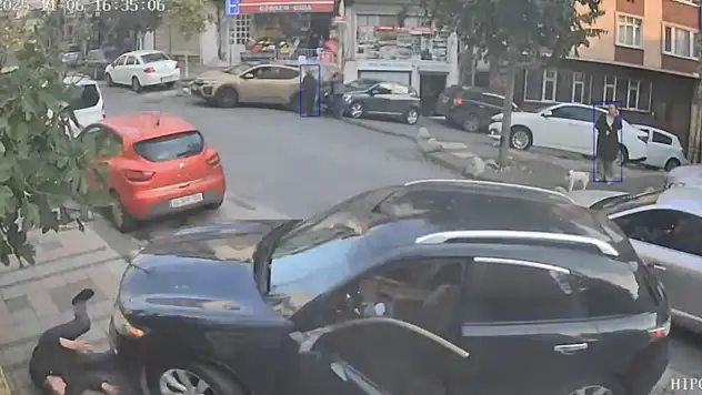 Film sahnesi gibi kaza: Kendi aracının altında kaldı