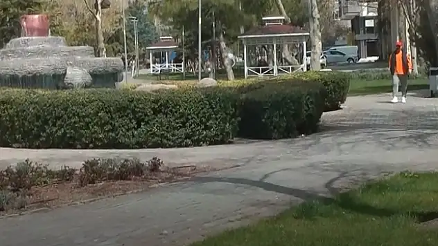 Fotoğrafta 'kötü çıkmışsın' yorumu kanlı bitti!