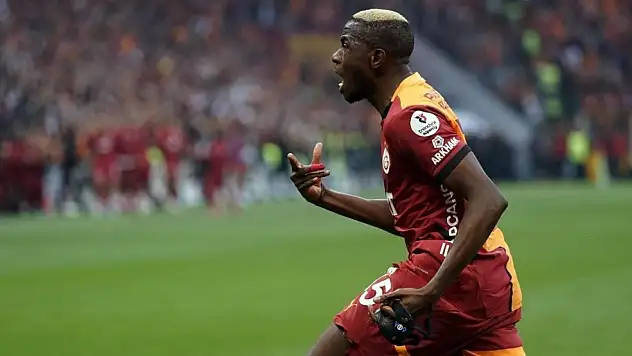 Galatasaray 25. şampiyonluğunu kutlarken medyanın gözdesi Victor Osimhen oldu