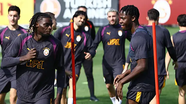 Galatasaray'da Barcelona mesaisi tamamlandı