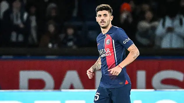 Galatasaray'dan savunmaya genç yıldız hamlesi!