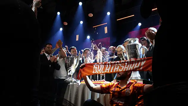 Galatasaray'ın 25. şampiyonluğu Konya'da coşkuyla kutlandı