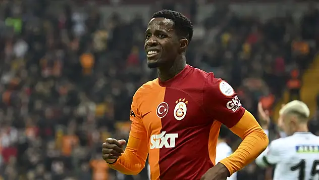 Galatasaray, Wilfried Zaha defterini kapattı