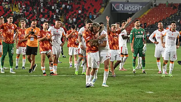 Galatasaray, yeni sezona Gaziantep FK'yı farklı yenerek başladı