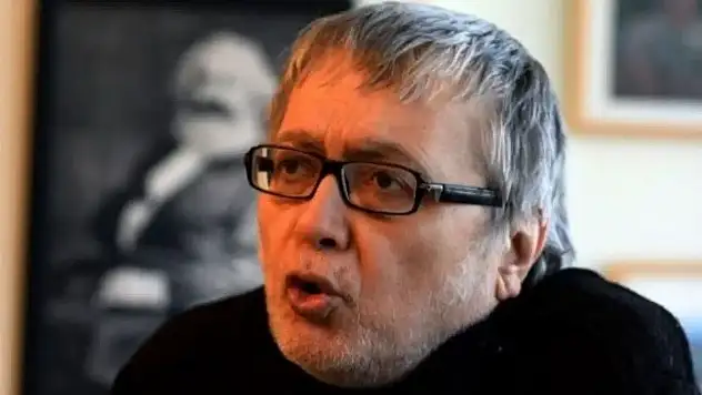 Gazeteci Hikmet Çetinkaya hayatını kaybetti! Hikmet Çetinkaya kimdir?