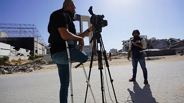 Gazeteciler canları pahasına gerçeği aktarmaya çalışıyor