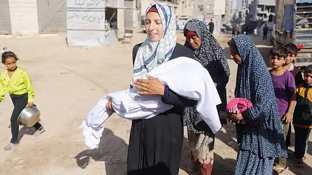 Gazze'de can kaybı son 24 saatte 63 bin 371'e yükseldi