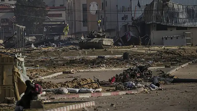 Gazze'de can kaybı yükseldi ve müzakerler devam ediyor