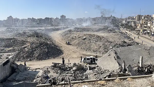 Gazze'de çöp dağları: Çeyrek milyon tonluk kriz büyüyor