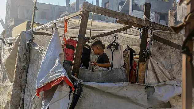 Gazze'den kaçan siviller Han Yunus'a sığınıyor