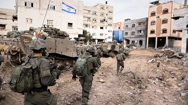 Gazze'ye yönelik saldırılarını yoğunlaştıran İsrail ordusunun çok sayıda askeri yaralandı