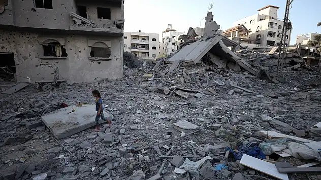 Gazze'de zulüm devam ediyor