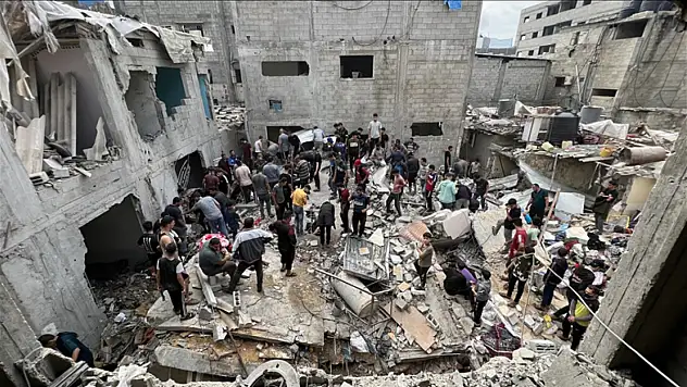 Geceden bu yana 74 kişi hayatını kaybetti