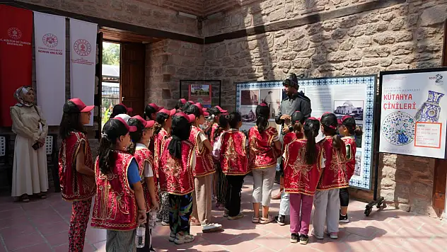 Genç KOMEK öğrencileri Konya'nın tarihine yolculuk yapıyor