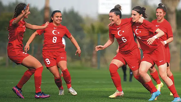 Genç millilerin rakipleri netleşti